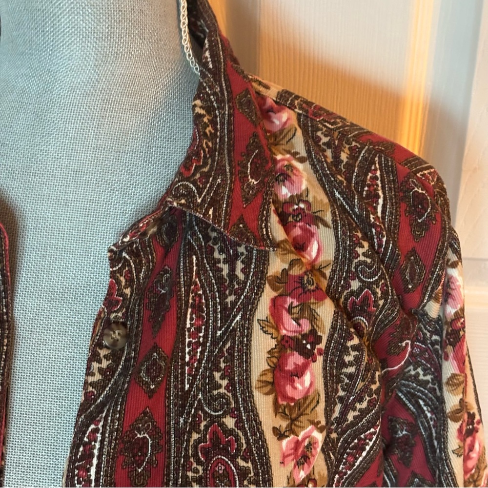 Lemon Grass Paisley Corduroy Button Down size XL - Picture 5 of 5